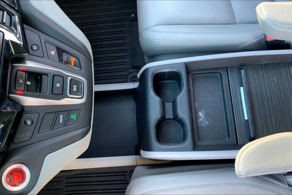 used 2018 Honda Odyssey car, priced at $19,980