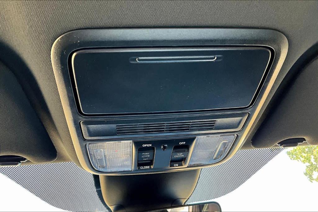 new 2026 Honda Odyssey car, priced at $44,220