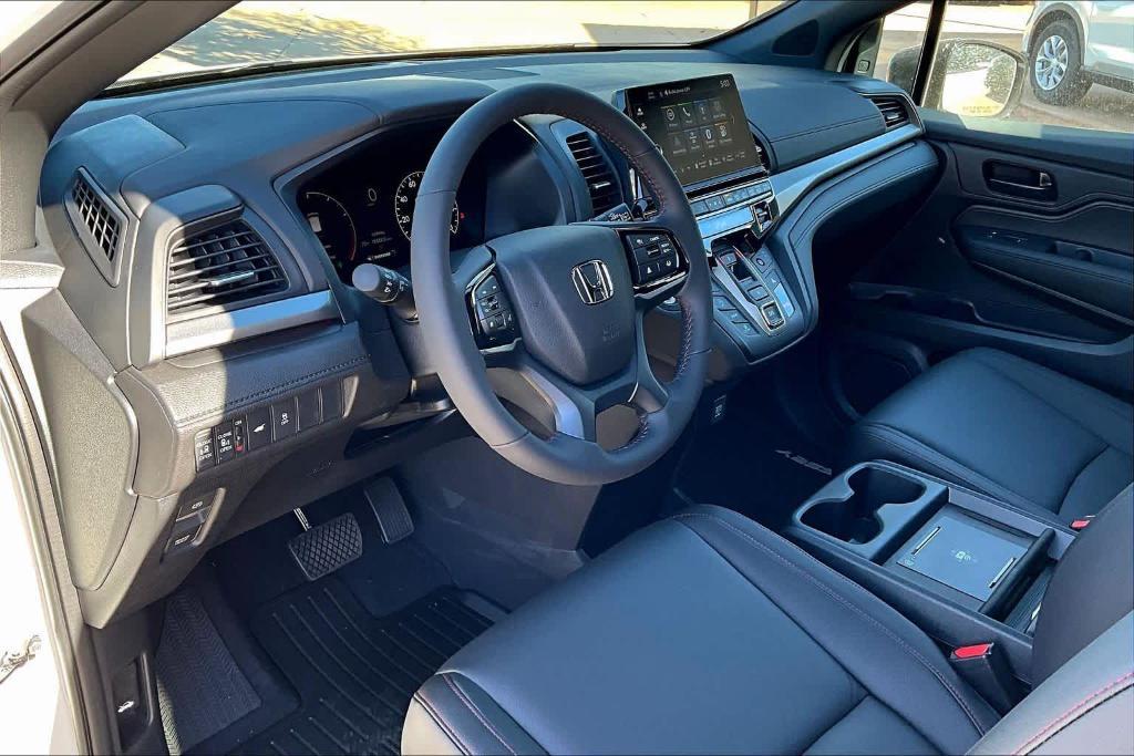 new 2026 Honda Odyssey car, priced at $44,220