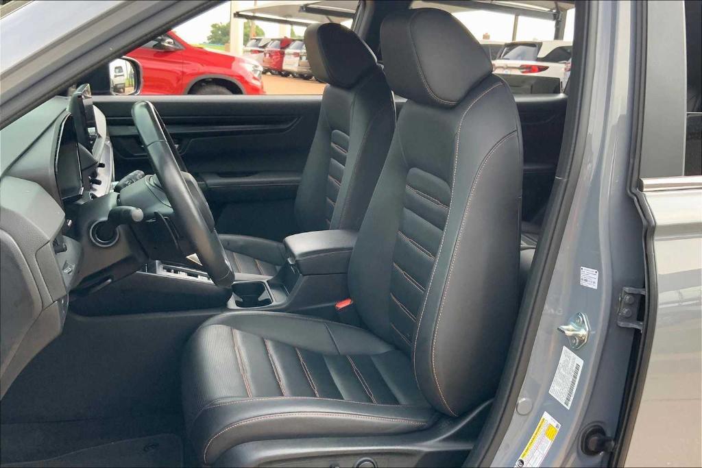 used 2024 Honda CR-V Hybrid car, priced at $36,550