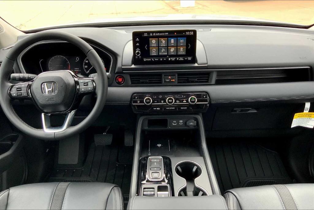 new 2025 Honda Pilot car, priced at $47,280