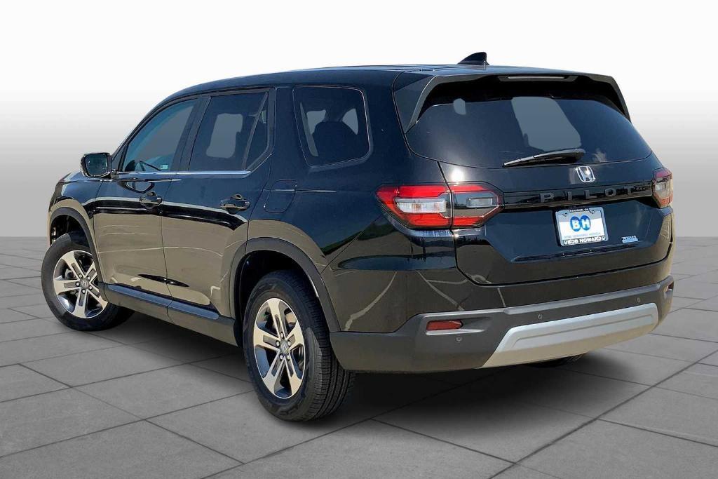 new 2025 Honda Pilot car, priced at $42,825