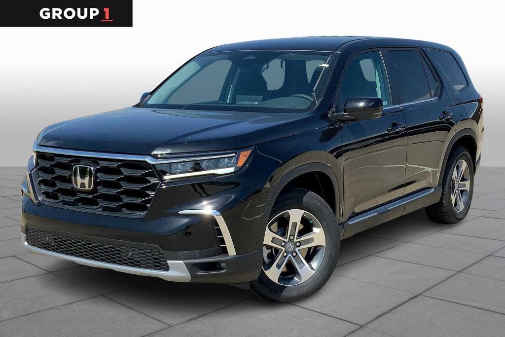 new 2025 Honda Pilot car, priced at $42,825