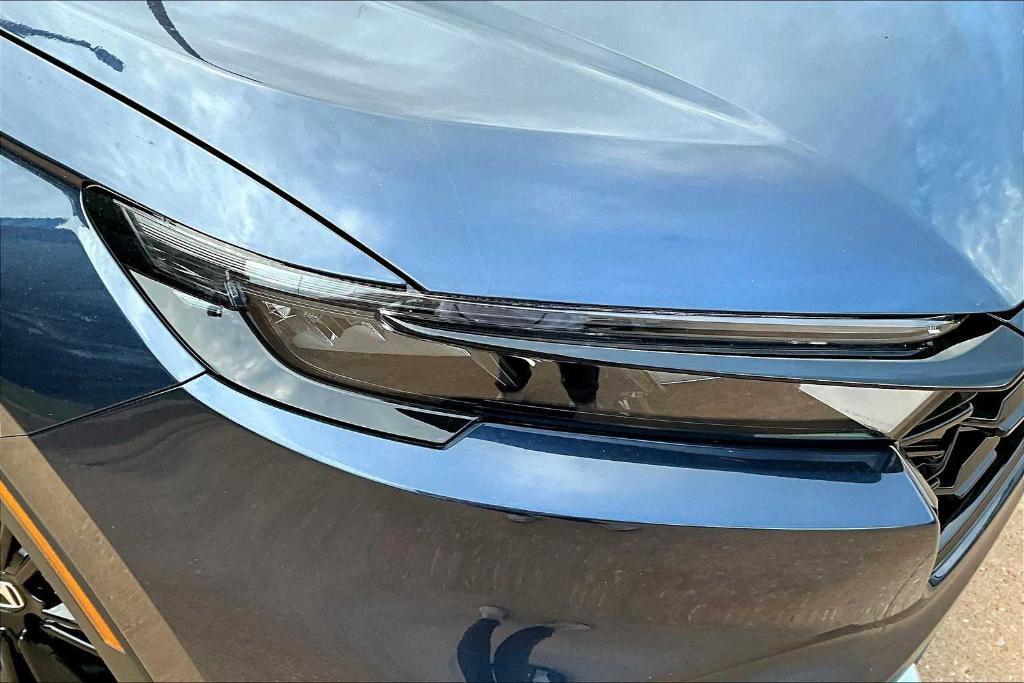 new 2026 Honda CR-V Hybrid car, priced at $44,575