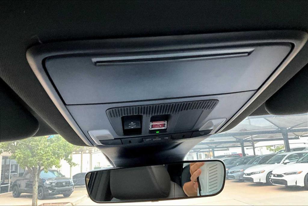 new 2026 Honda CR-V Hybrid car, priced at $44,575