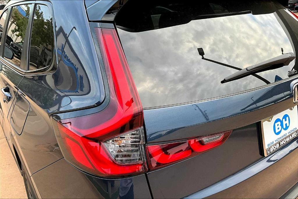 new 2026 Honda CR-V Hybrid car, priced at $44,575