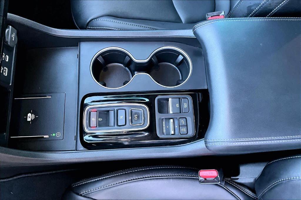 used 2025 Honda Pilot car, priced at $45,855