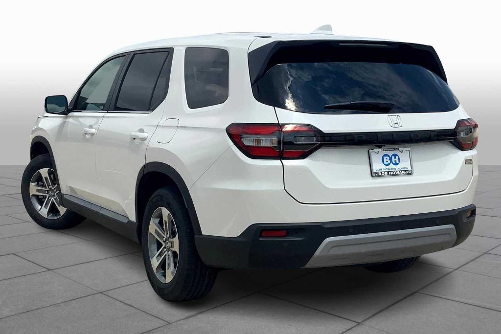 new 2025 Honda Pilot car, priced at $46,280