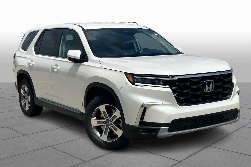 new 2025 Honda Pilot car, priced at $46,280