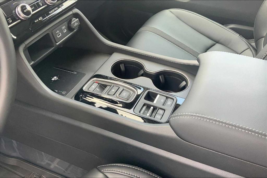 new 2025 Honda Pilot car, priced at $46,280