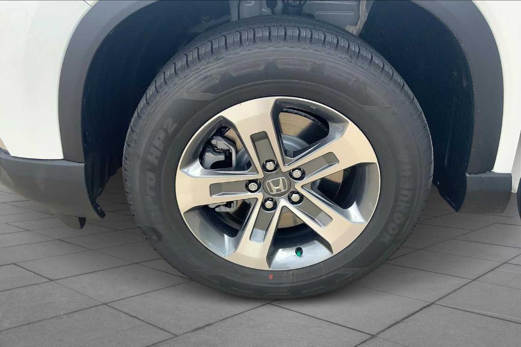 new 2025 Honda Pilot car, priced at $46,280