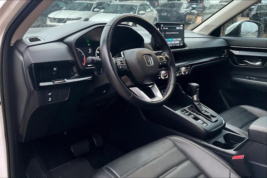 used 2025 Honda CR-V car, priced at $33,888