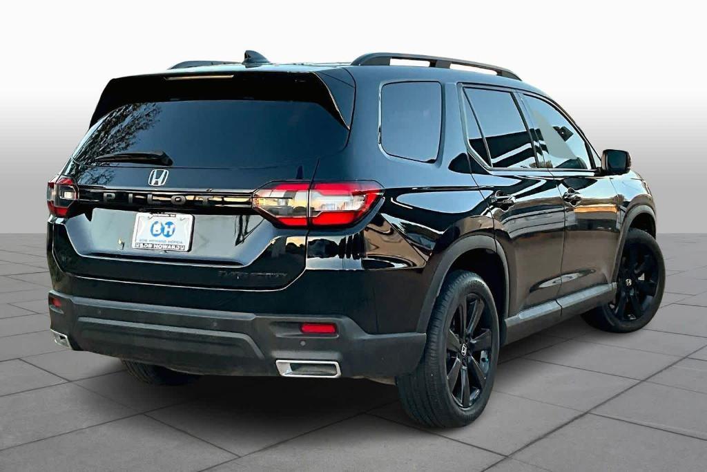 used 2025 Honda Pilot car, priced at $49,334