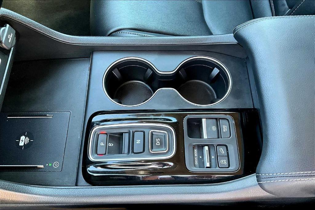 used 2025 Honda Pilot car, priced at $41,306