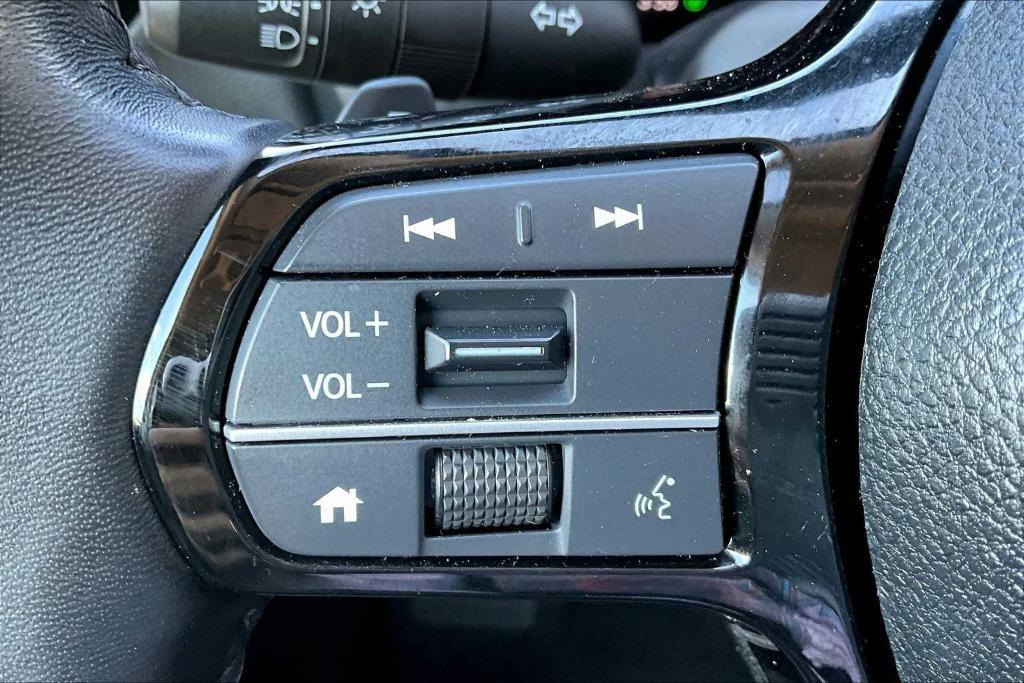 used 2025 Honda Pilot car, priced at $41,306