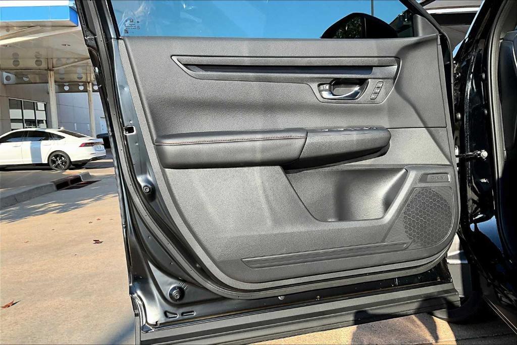 new 2026 Honda CR-V Hybrid car, priced at $41,300