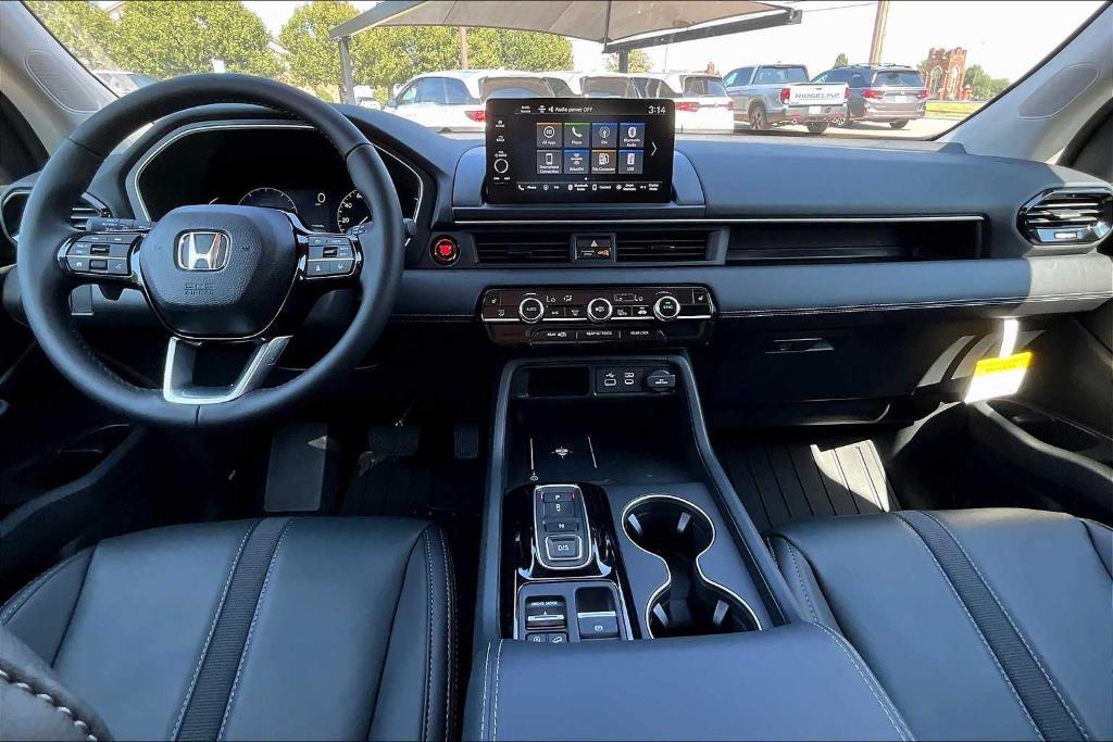 new 2025 Honda Pilot car, priced at $46,200