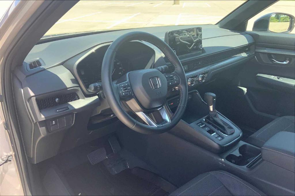 used 2025 Honda CR-V Hybrid car, priced at $36,550