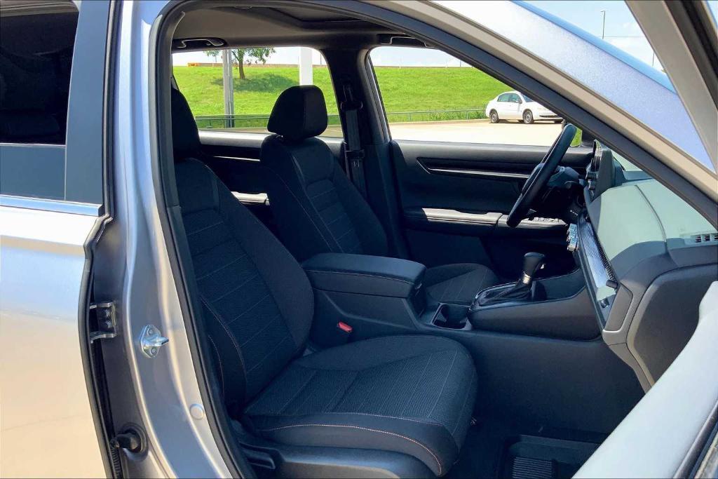 used 2025 Honda CR-V Hybrid car, priced at $36,550
