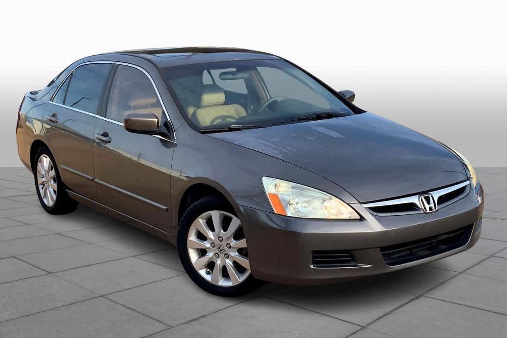 used 2007 Honda Accord car, priced at $7,500