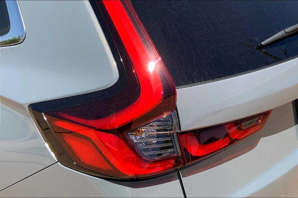 new 2025 Honda CR-V Hybrid car, priced at $38,875