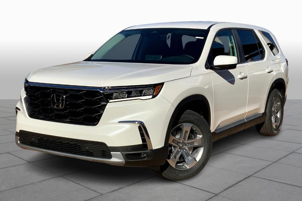 new 2025 Honda Pilot car, priced at $44,225