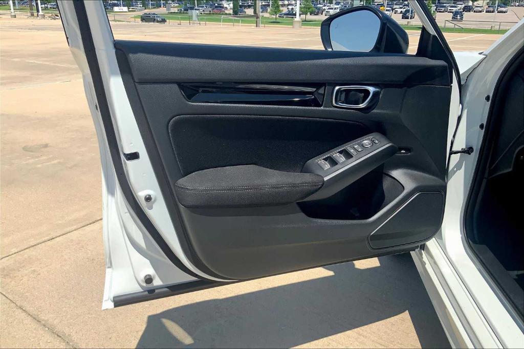 new 2025 Honda Civic Hybrid car, priced at $29,930