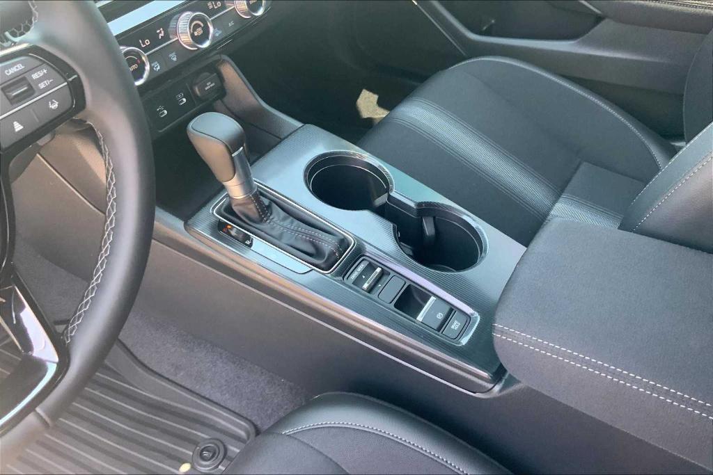 new 2025 Honda Civic Hybrid car, priced at $29,930