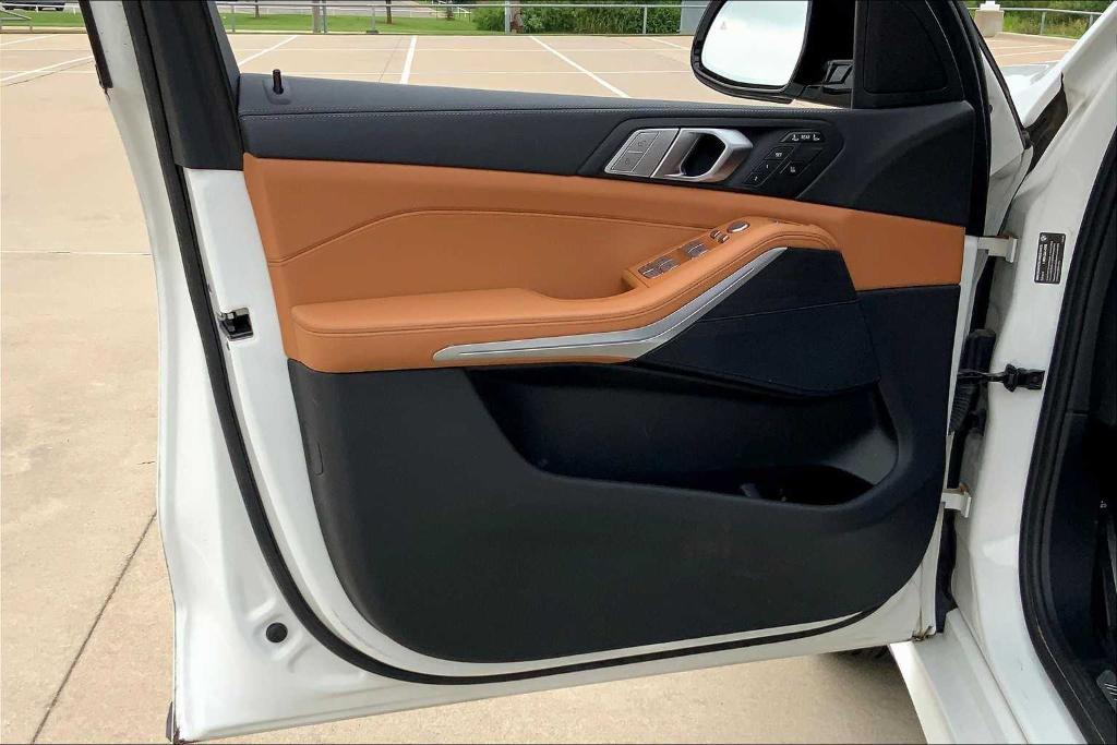 used 2022 BMW X7 car, priced at $42,414