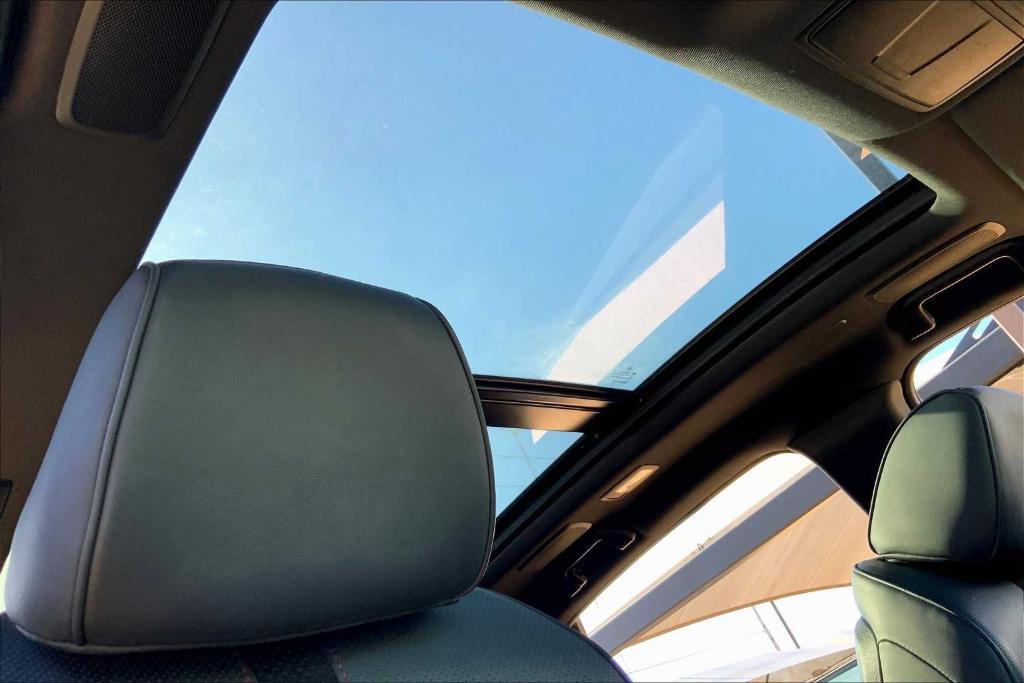 used 2022 Acura RDX car, priced at $31,855