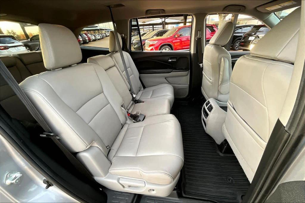 used 2021 Honda Pilot car, priced at $23,981