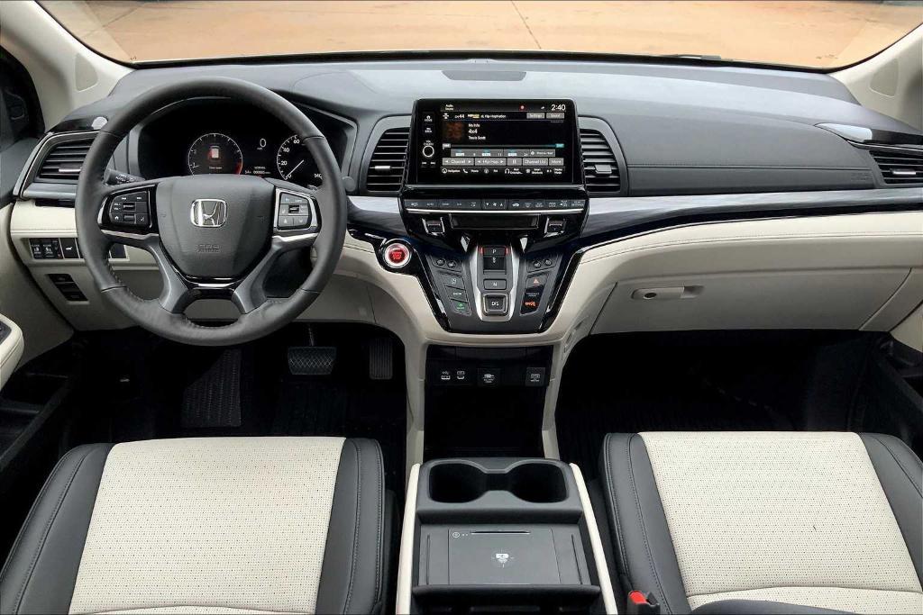 new 2025 Honda Odyssey car, priced at $51,005