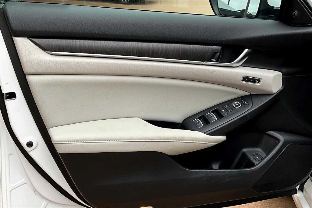 used 2018 Honda Accord car, priced at $30,550