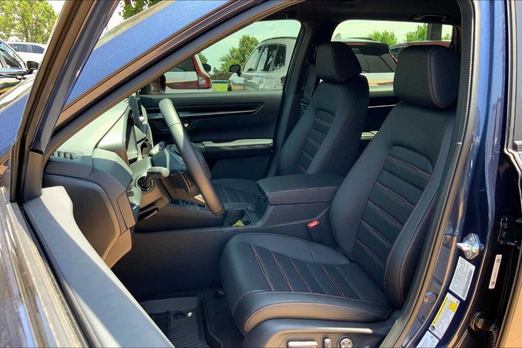 new 2026 Honda CR-V Hybrid car, priced at $39,745