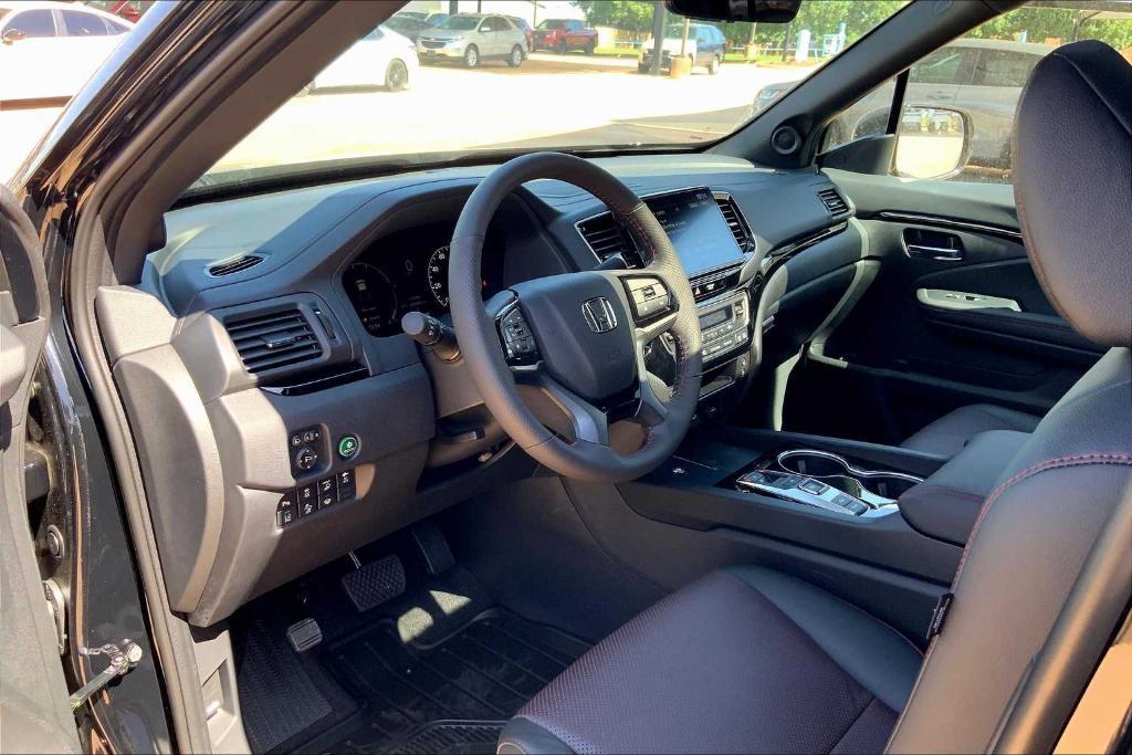 new 2025 Honda Ridgeline car, priced at $47,075
