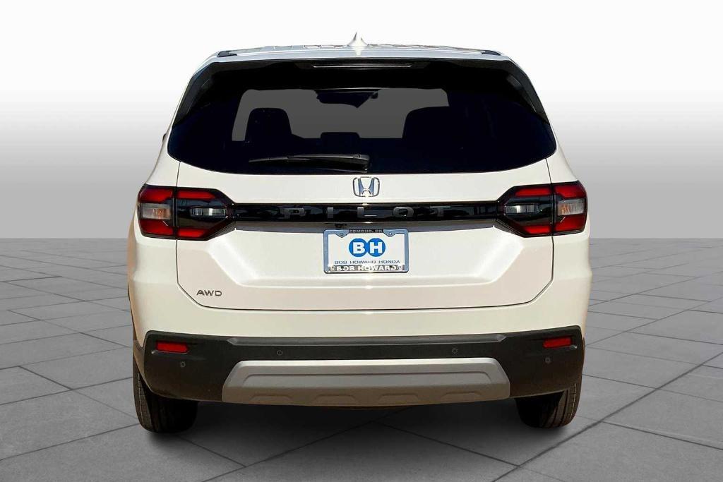 new 2025 Honda Pilot car, priced at $47,555