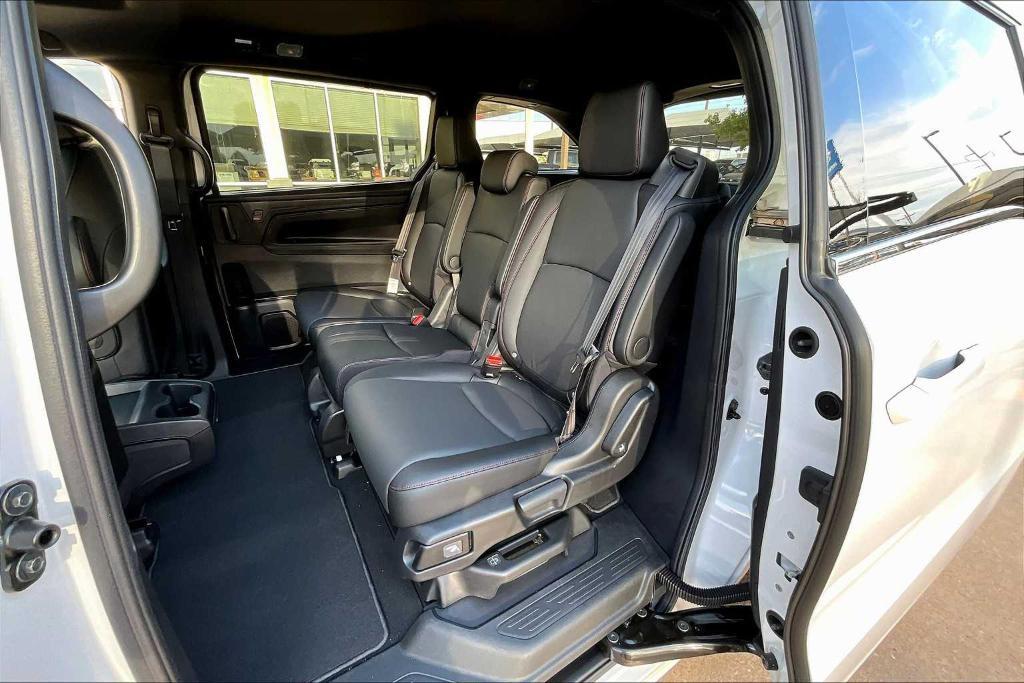 used 2025 Honda Odyssey car, priced at $41,755
