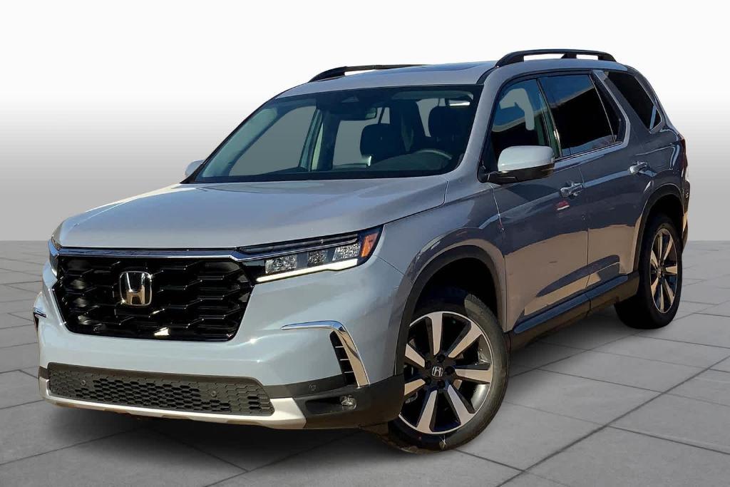 new 2025 Honda Pilot car, priced at $48,225