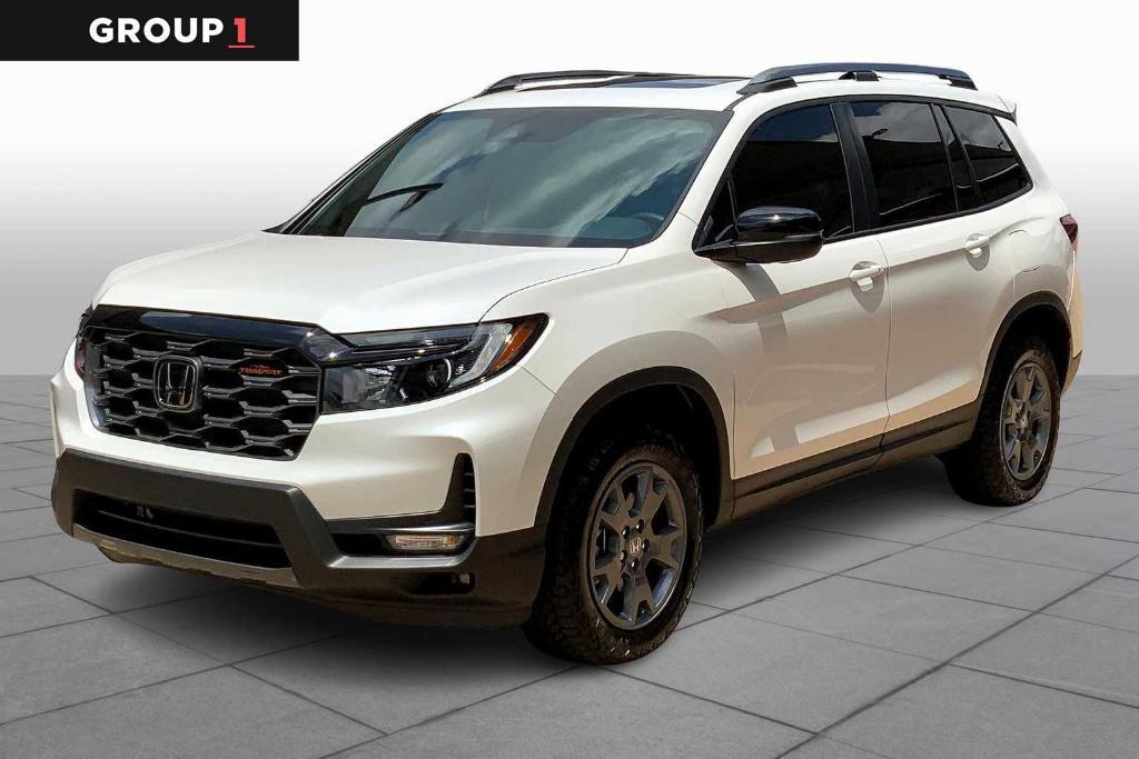 used 2025 Honda Passport car, priced at $43,821