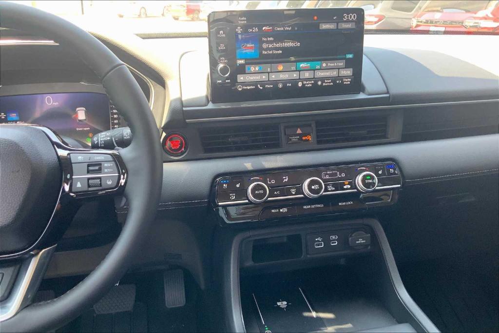 new 2025 Honda Pilot car, priced at $55,860