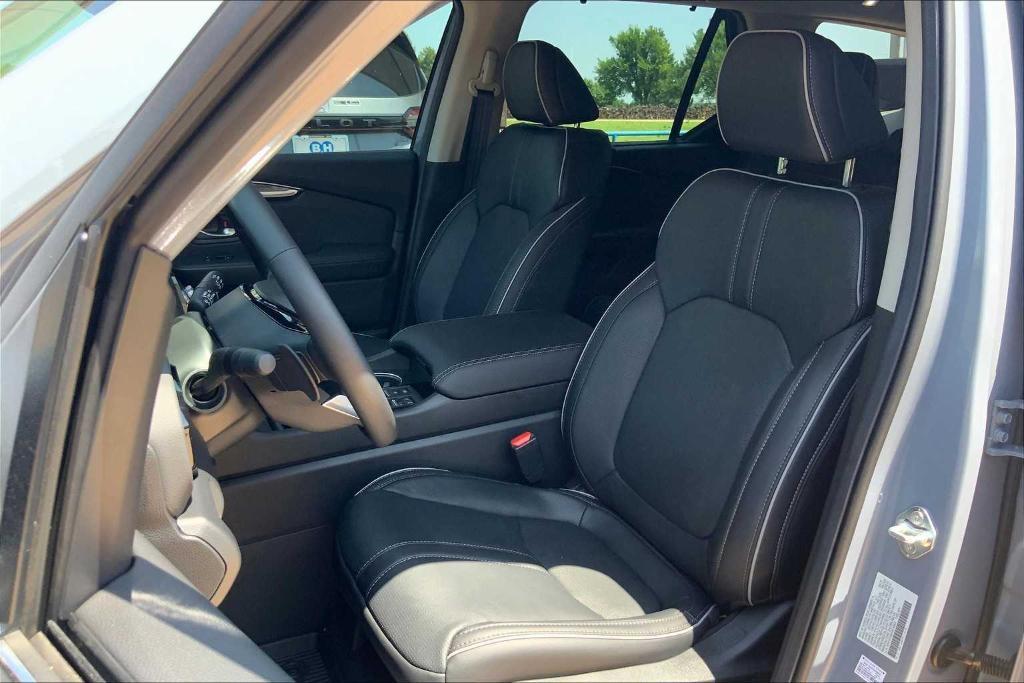 new 2025 Honda Pilot car, priced at $55,860