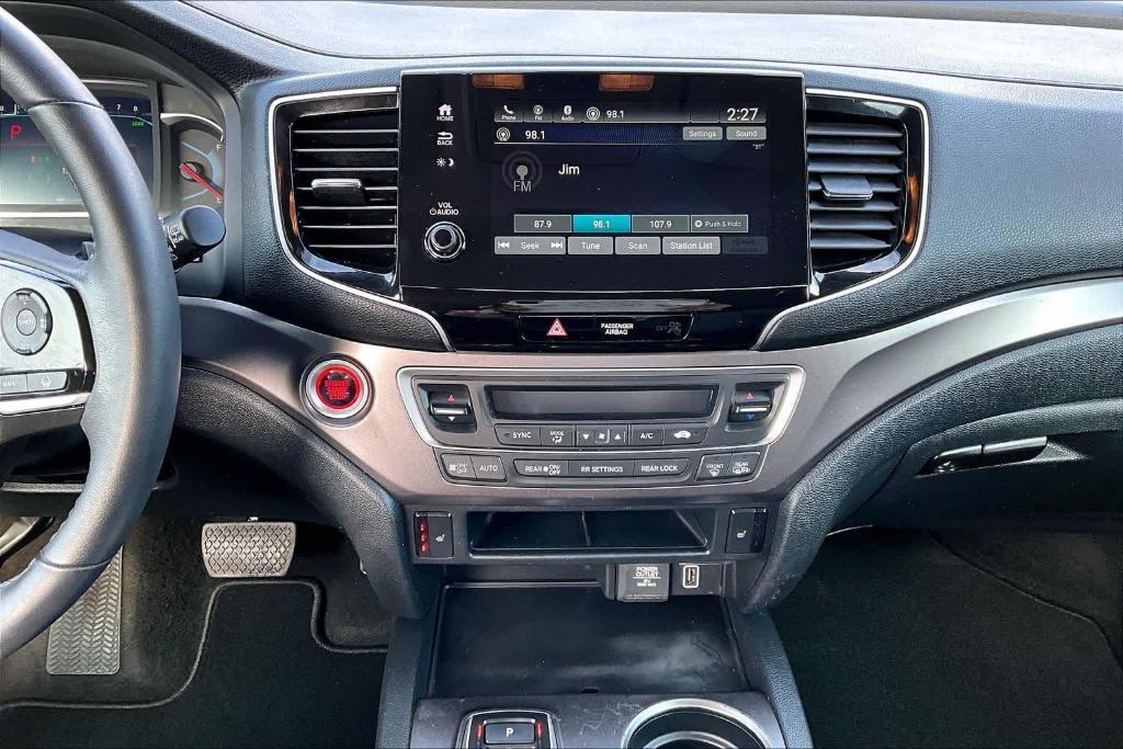 used 2022 Honda Pilot car, priced at $28,451