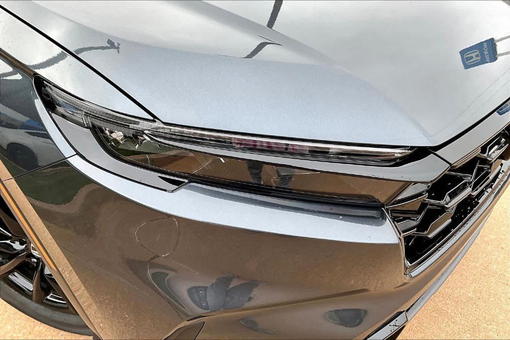 new 2026 Honda CR-V Hybrid car, priced at $40,800
