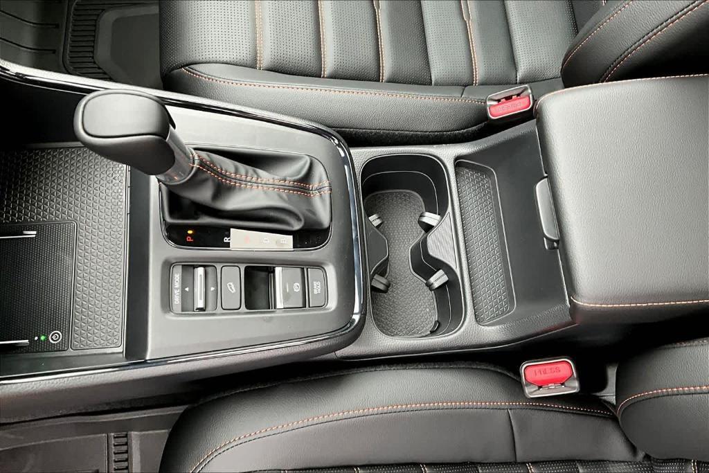 new 2026 Honda CR-V Hybrid car, priced at $40,800