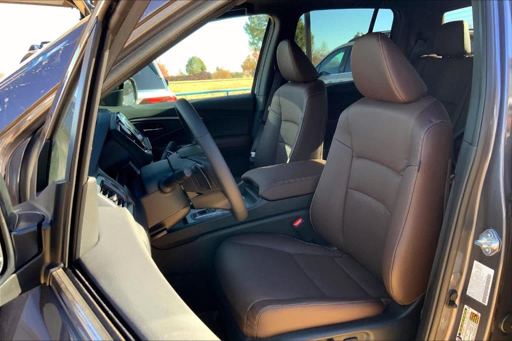 new 2025 Honda Ridgeline car, priced at $44,250