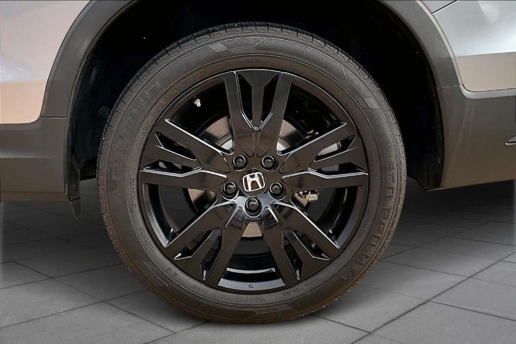 used 2021 Honda Pilot car, priced at $26,999