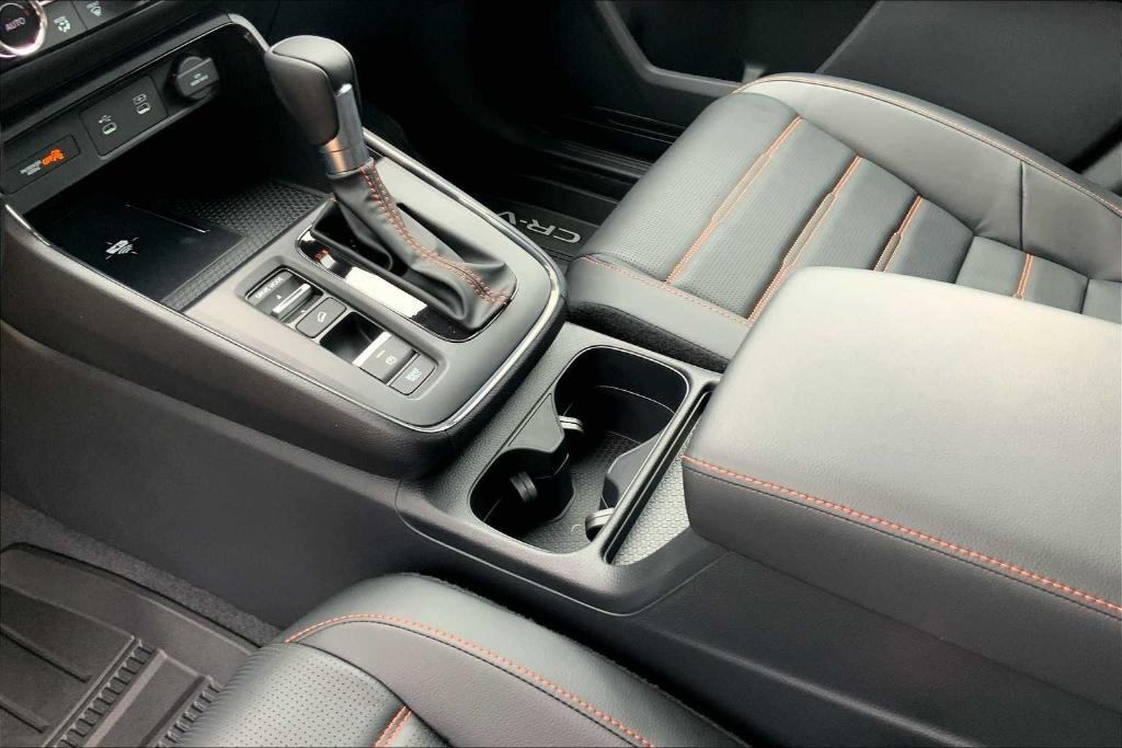 new 2026 Honda CR-V Hybrid car, priced at $41,450