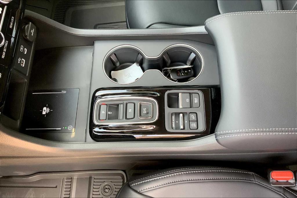 new 2025 Honda Pilot car, priced at $46,280