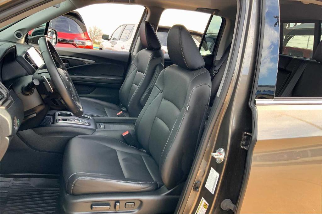 used 2022 Honda Ridgeline car, priced at $33,850