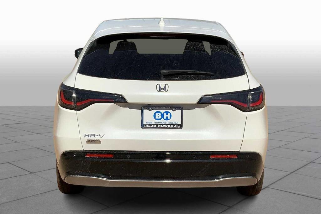 new 2025 Honda HR-V car, priced at $30,975